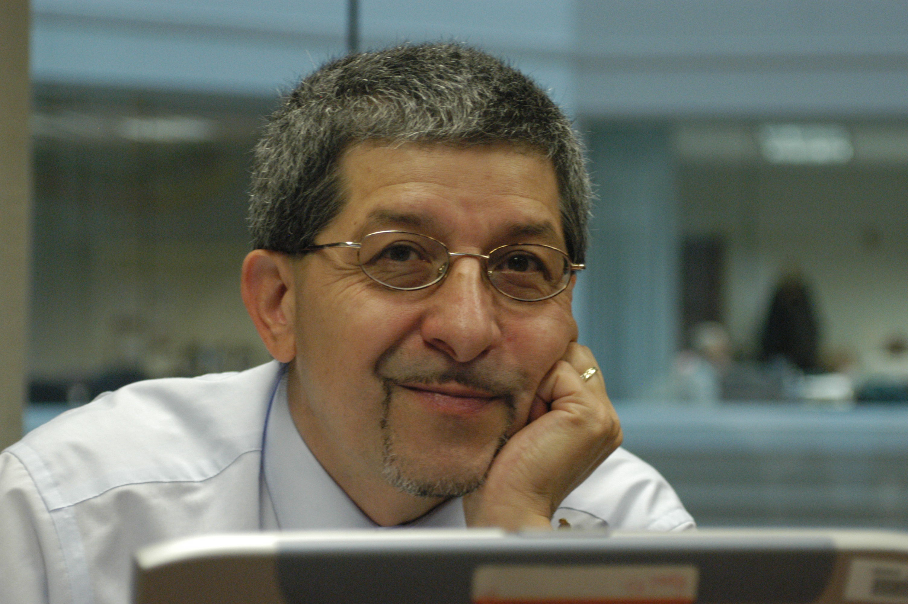 Hector Fuentes, Florida International University - Full Professor